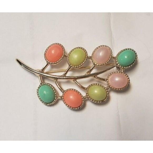 Vintage Sarah Coventry Gold tone Lucite Pastel Cabochon Brooch Pin - Picture 3 of 10